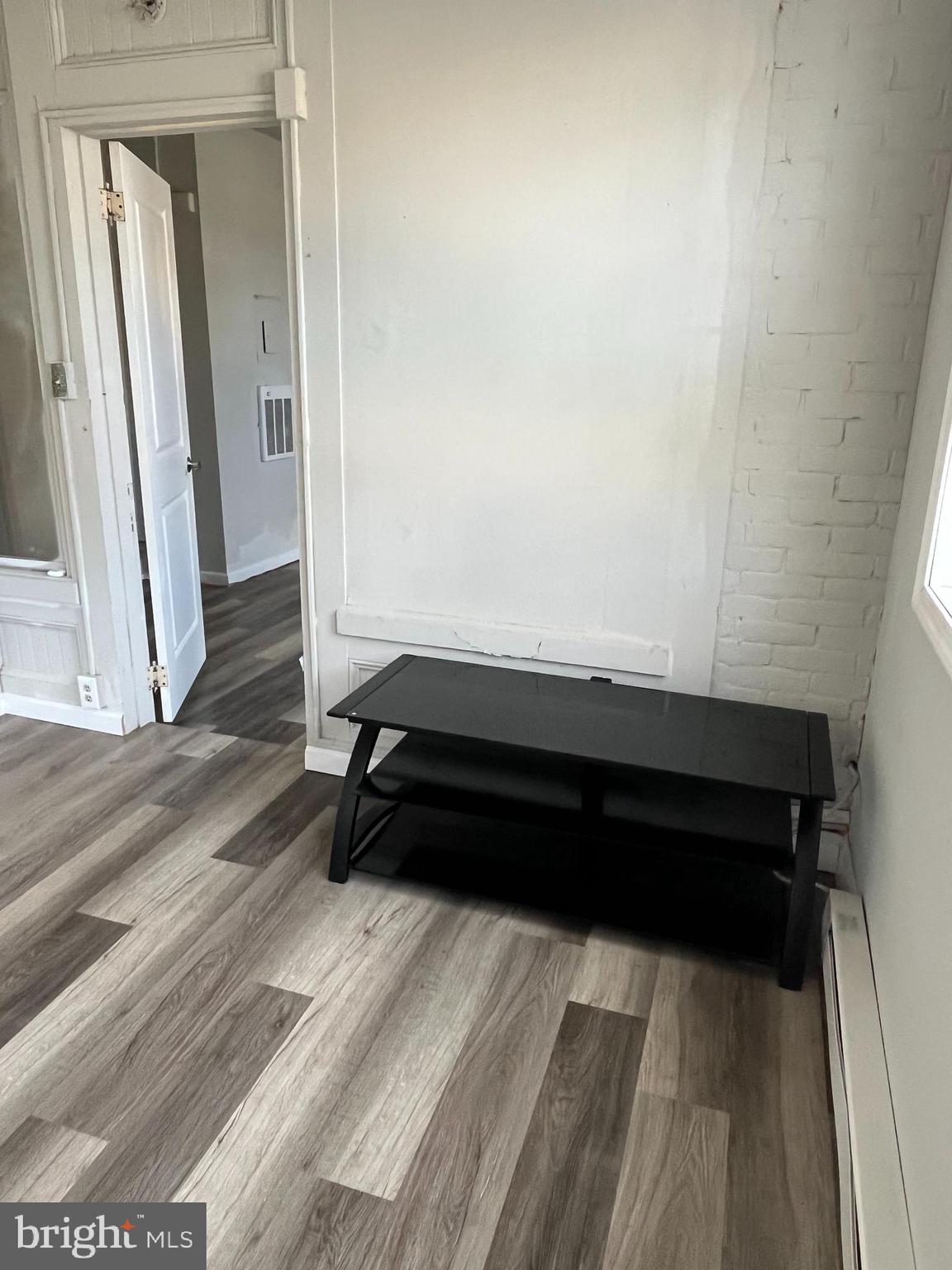 TEMPLE UNIVERSITY - Residential Lease