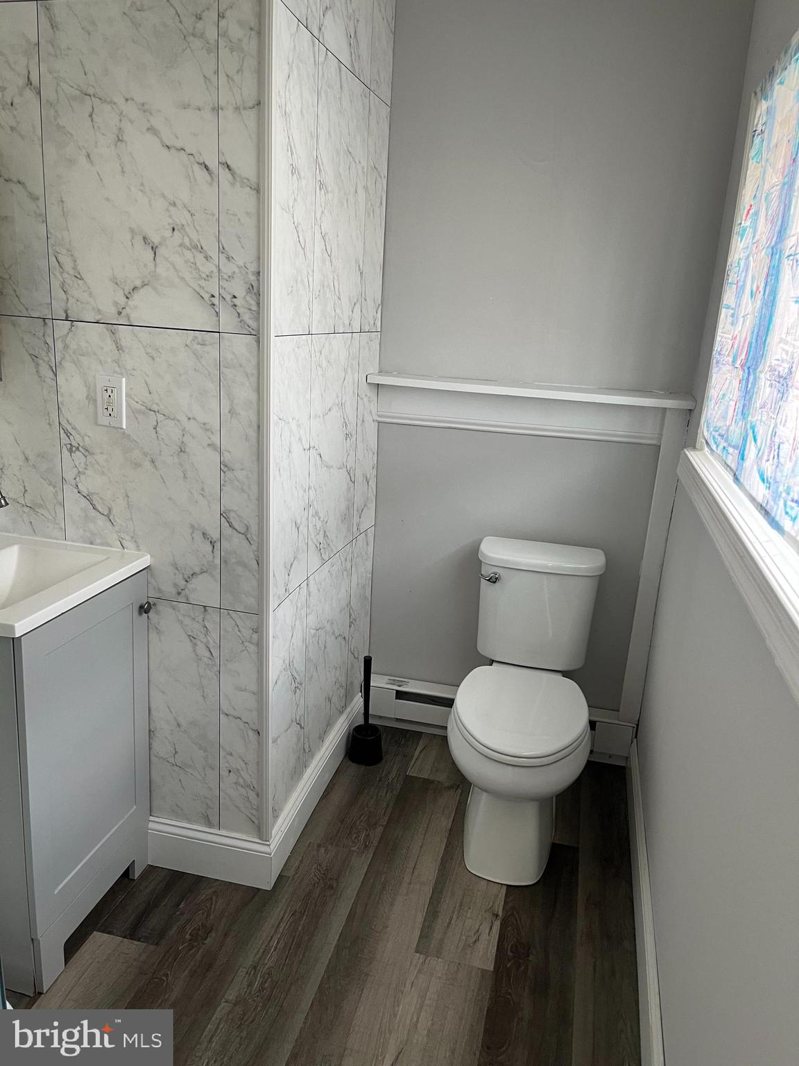 TEMPLE UNIVERSITY - Residential Lease