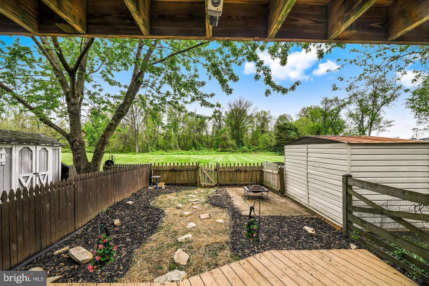 KINGS COURT - Residential Lease