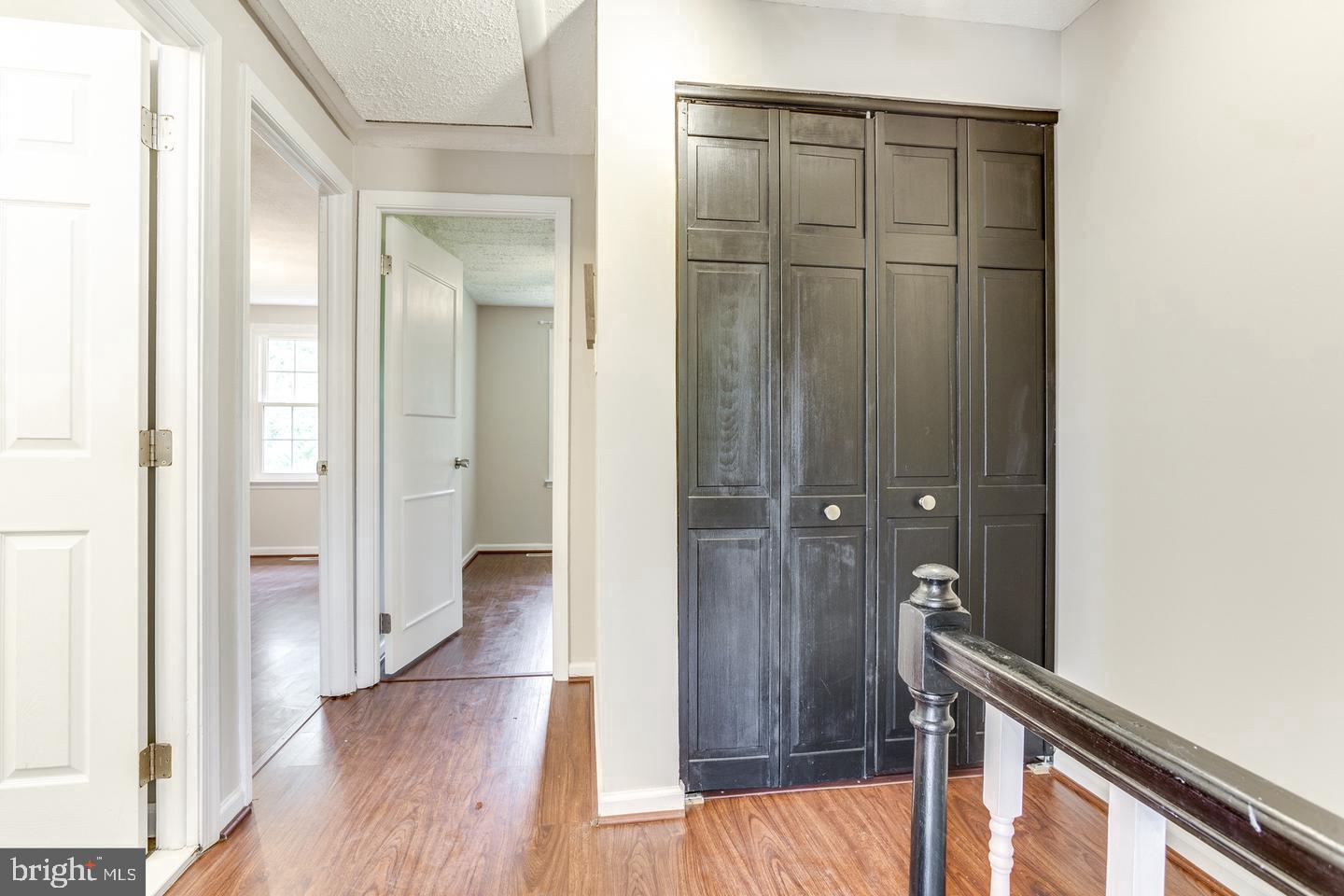 KINGS COURT - Residential Lease