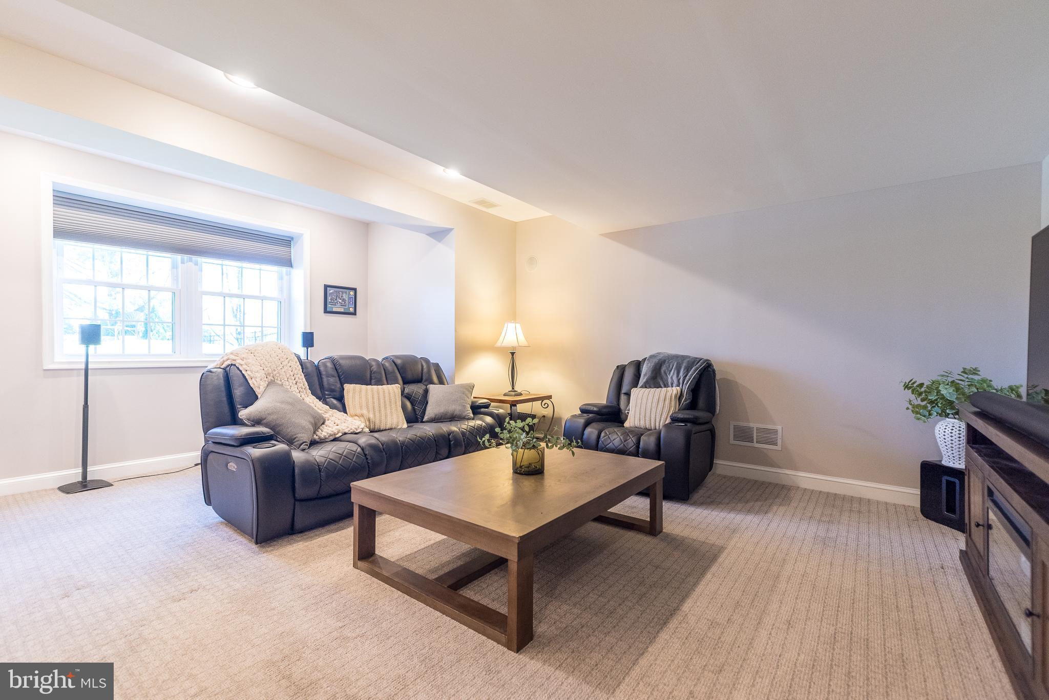 DURHAM RIDGE - Residential