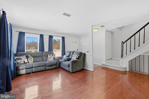 14187 ROYAL OAK LANE CENTREVILLE VA 20120