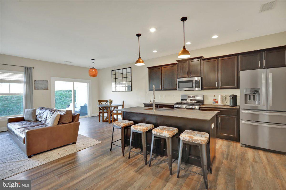 BRITTANY ESTATES - Residential