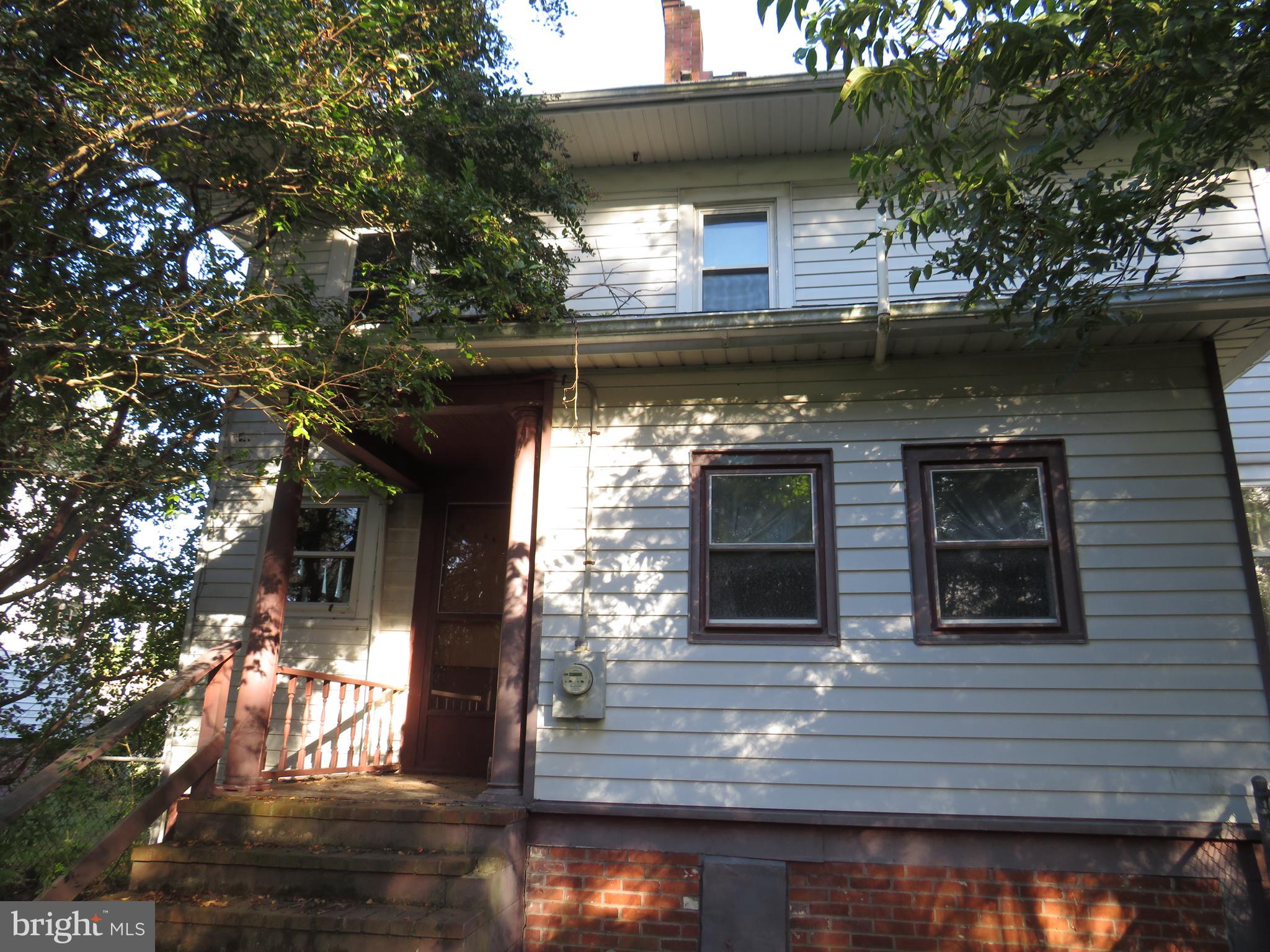 243 N SOMERSET AVENUE