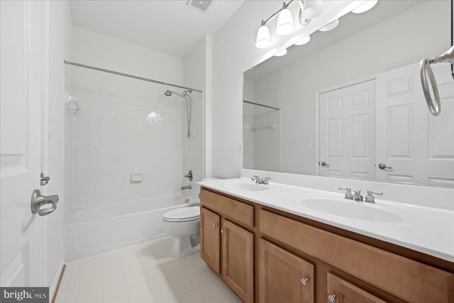 VILLAGE AT LORTON VALLEY - Residential