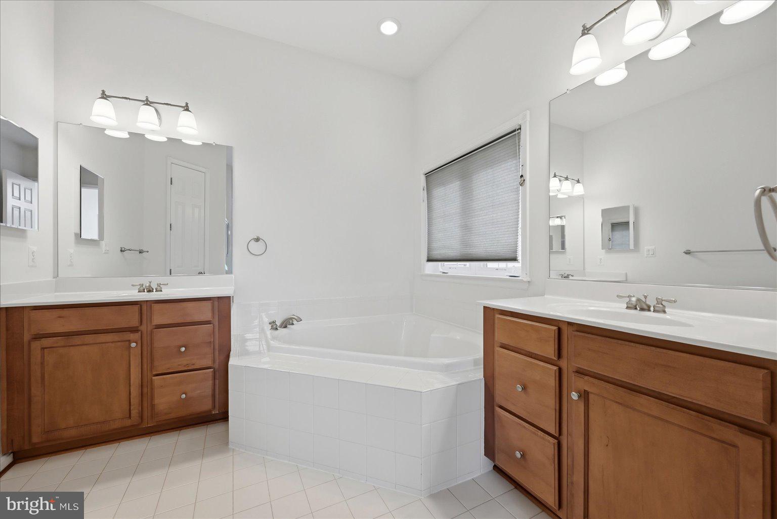 VILLAGE AT LORTON VALLEY - Residential