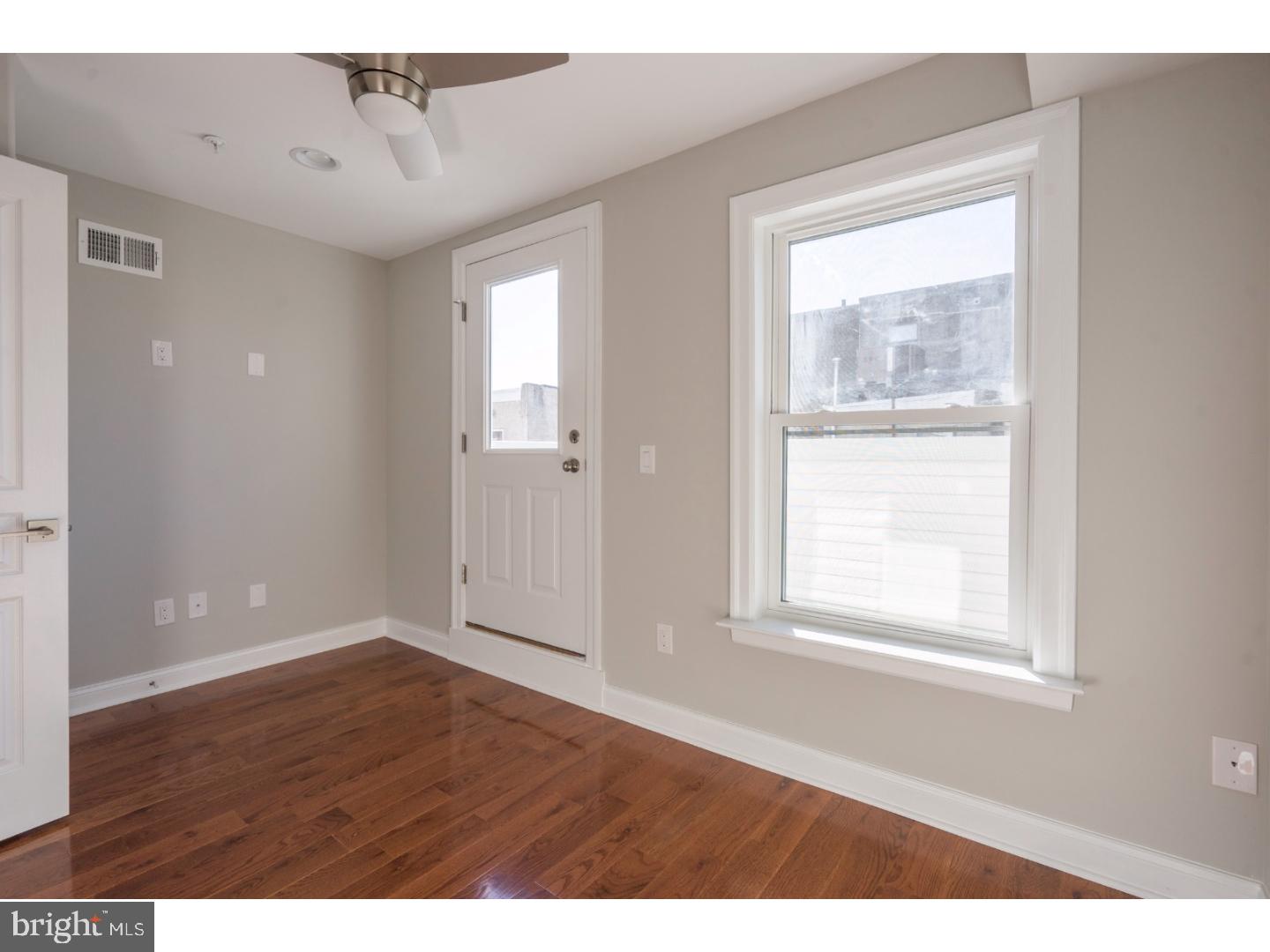 DICKINSON NARROWS - Residential