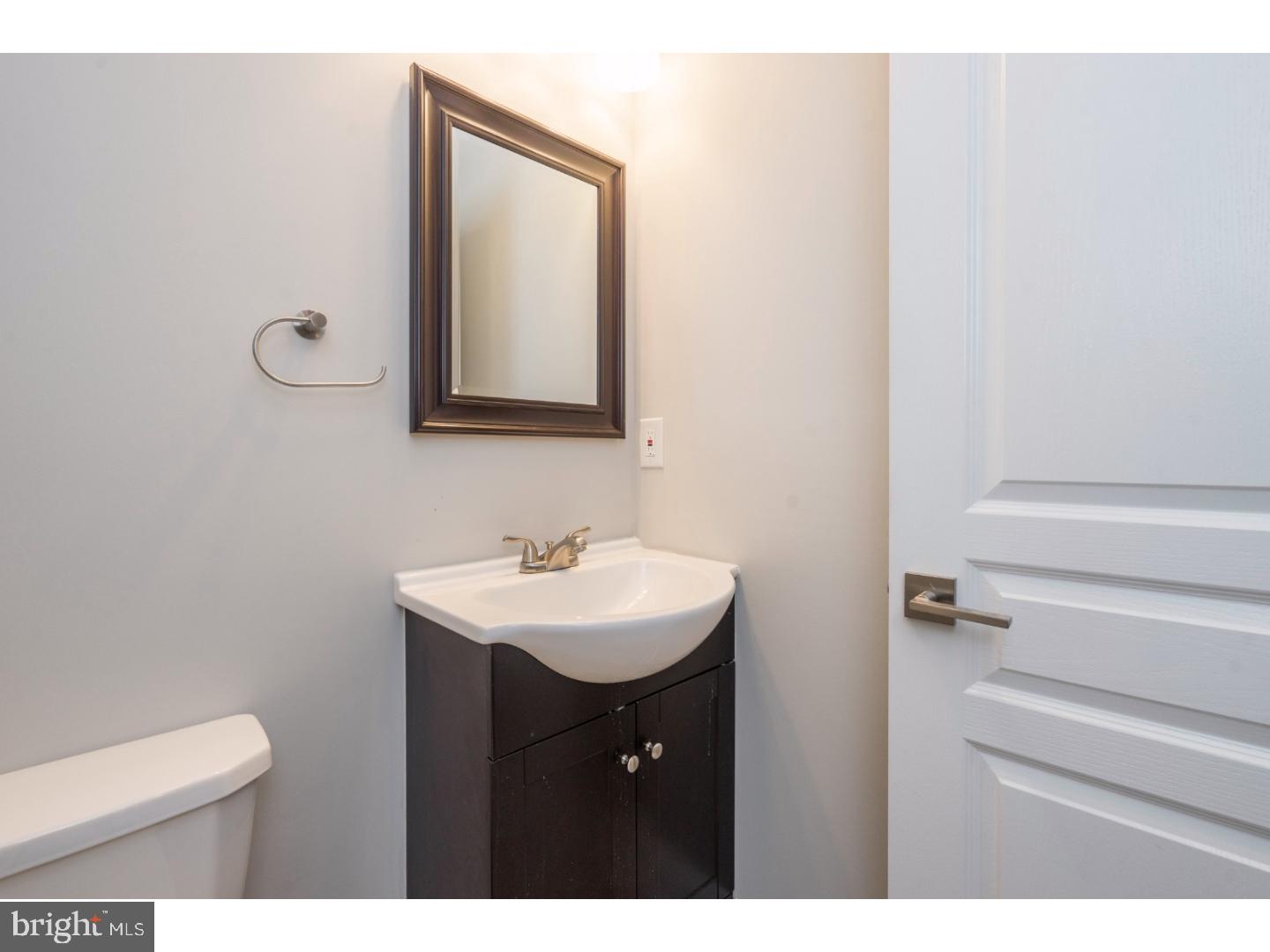 DICKINSON NARROWS - Residential