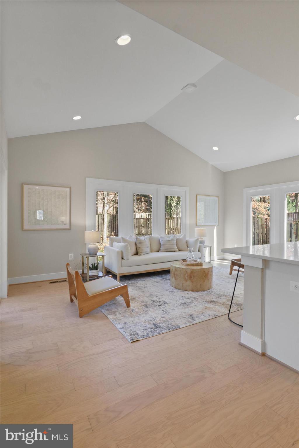 VIENNA WOODS - Residential