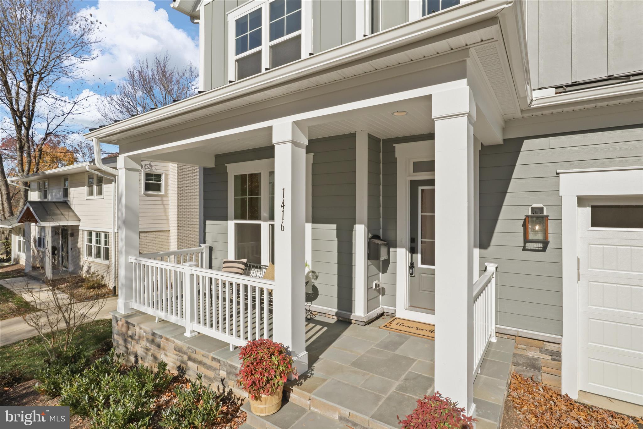 VIENNA WOODS - Residential