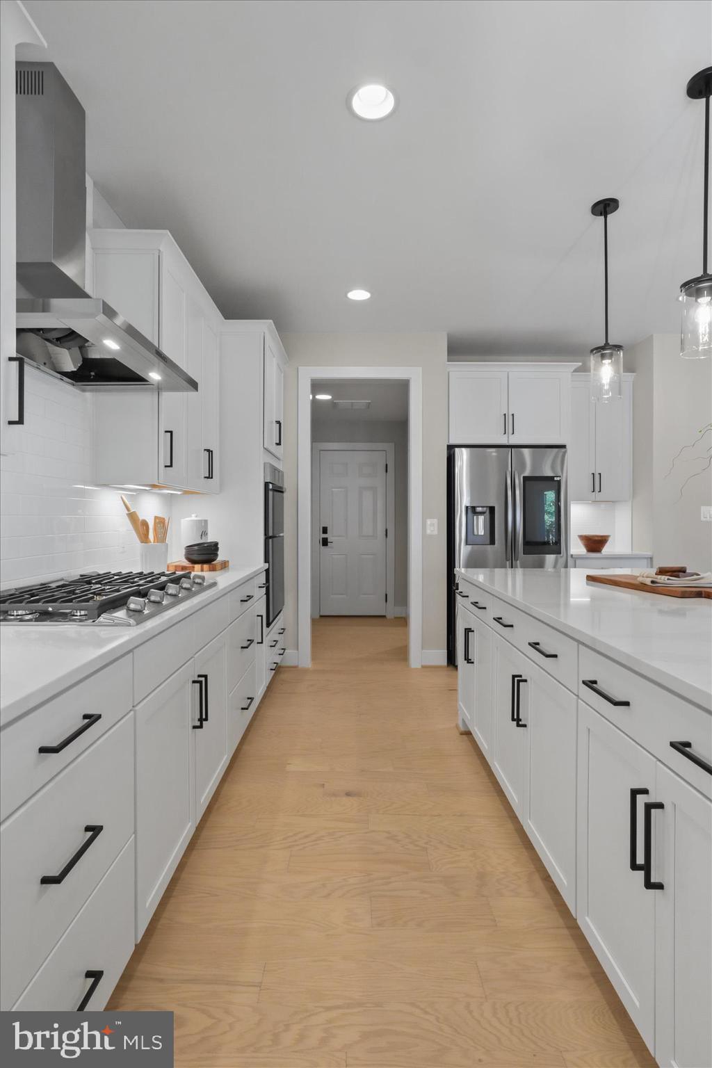 VIENNA WOODS - Residential