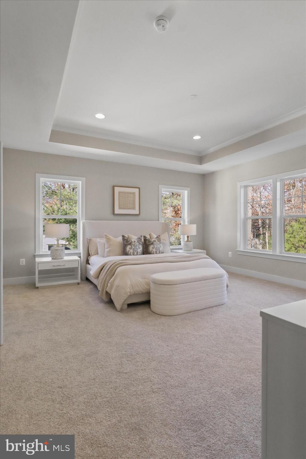 VIENNA WOODS - Residential