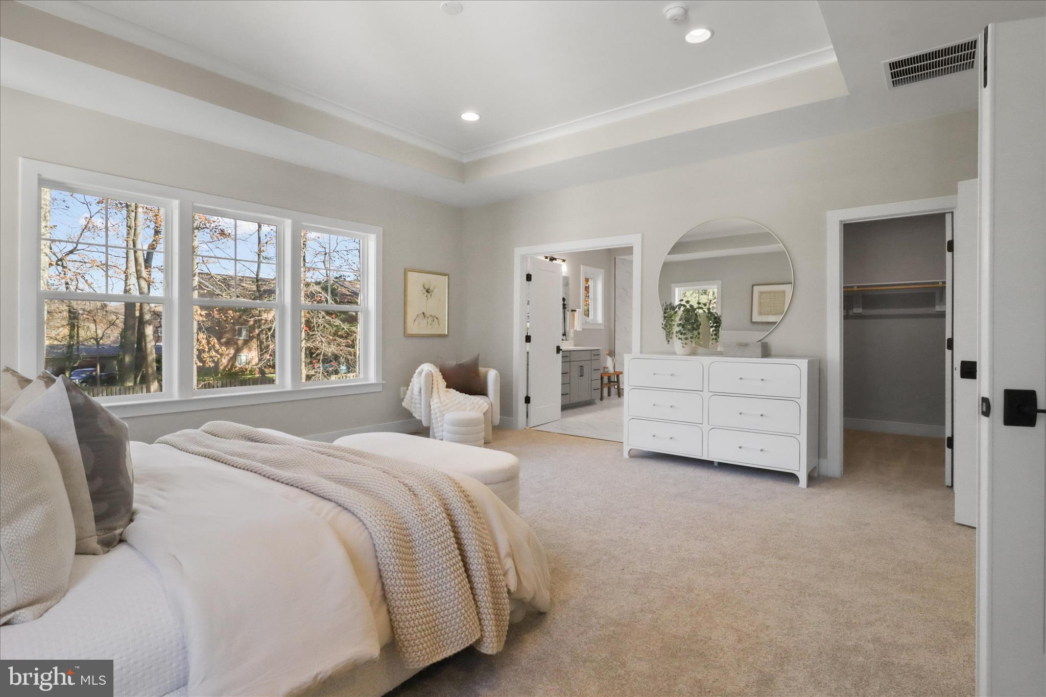 VIENNA WOODS - Residential