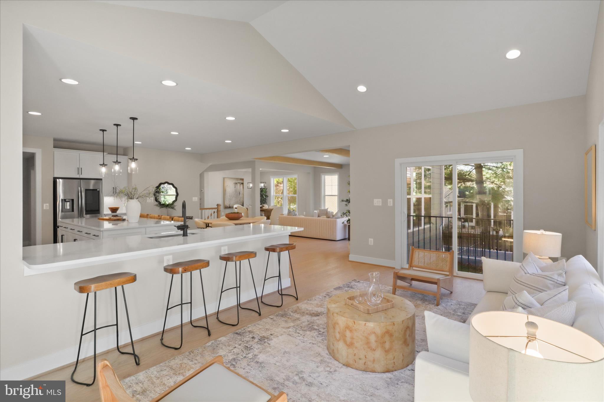 VIENNA WOODS - Residential