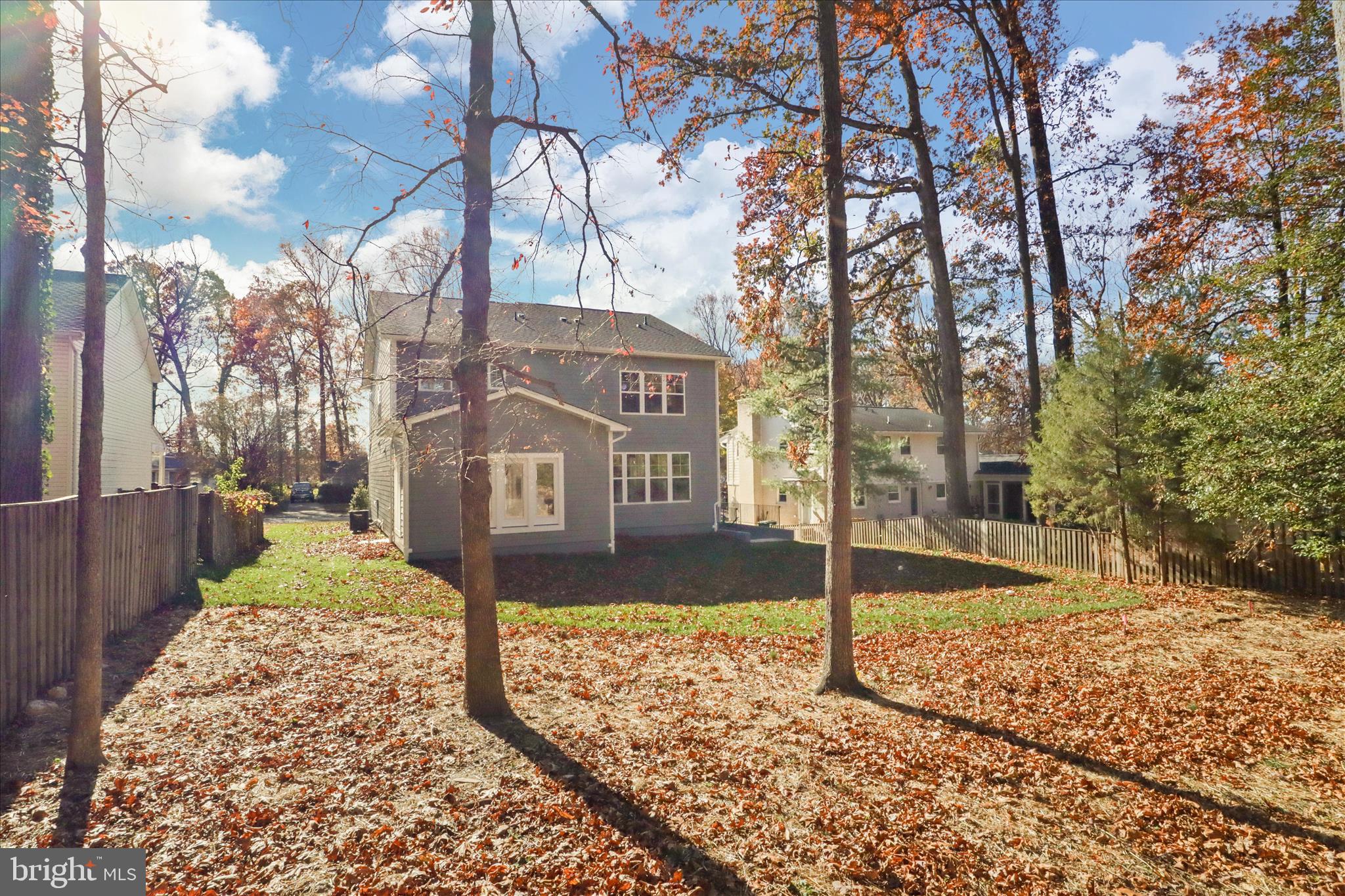 VIENNA WOODS - Residential