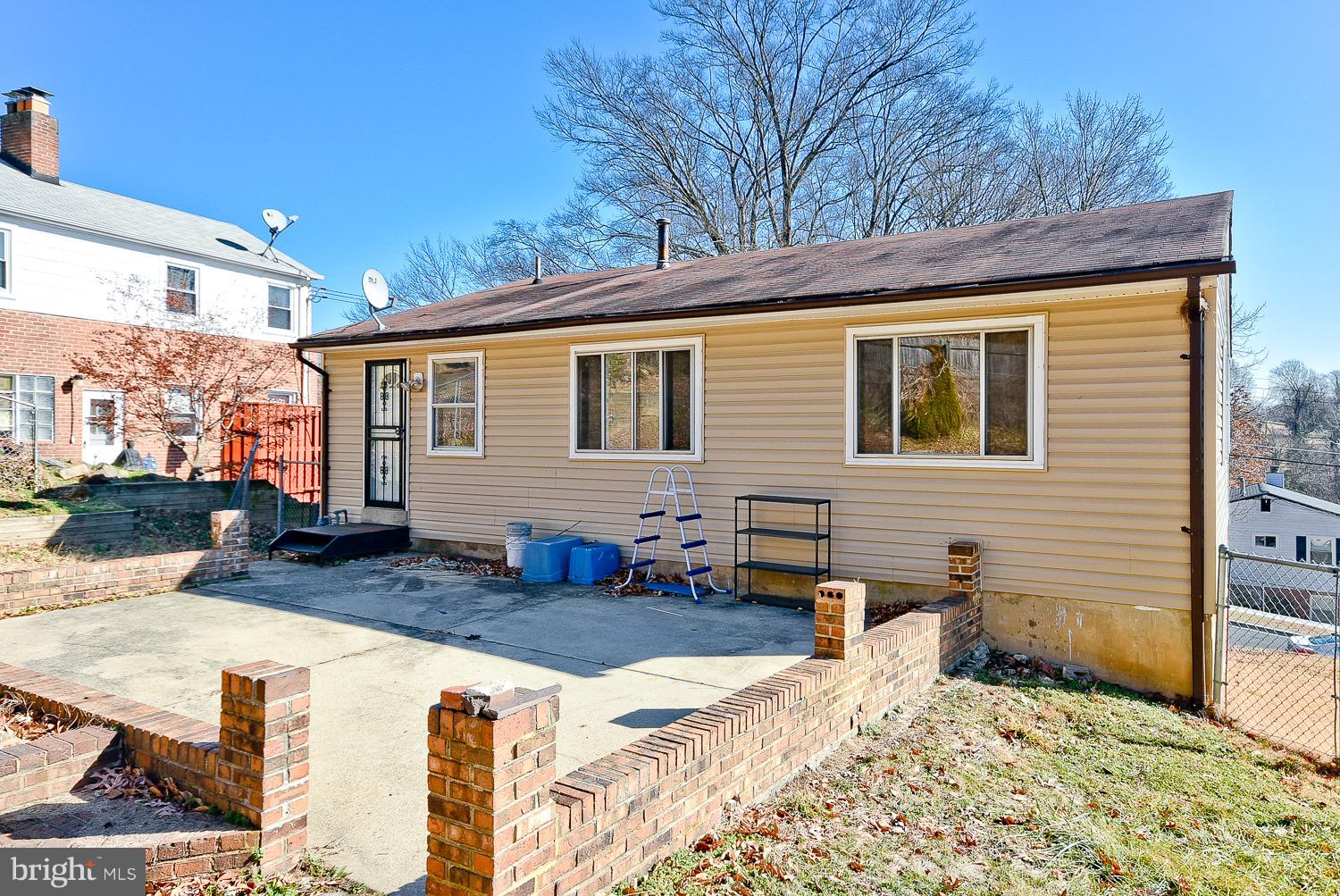 KAY PARK - Residential