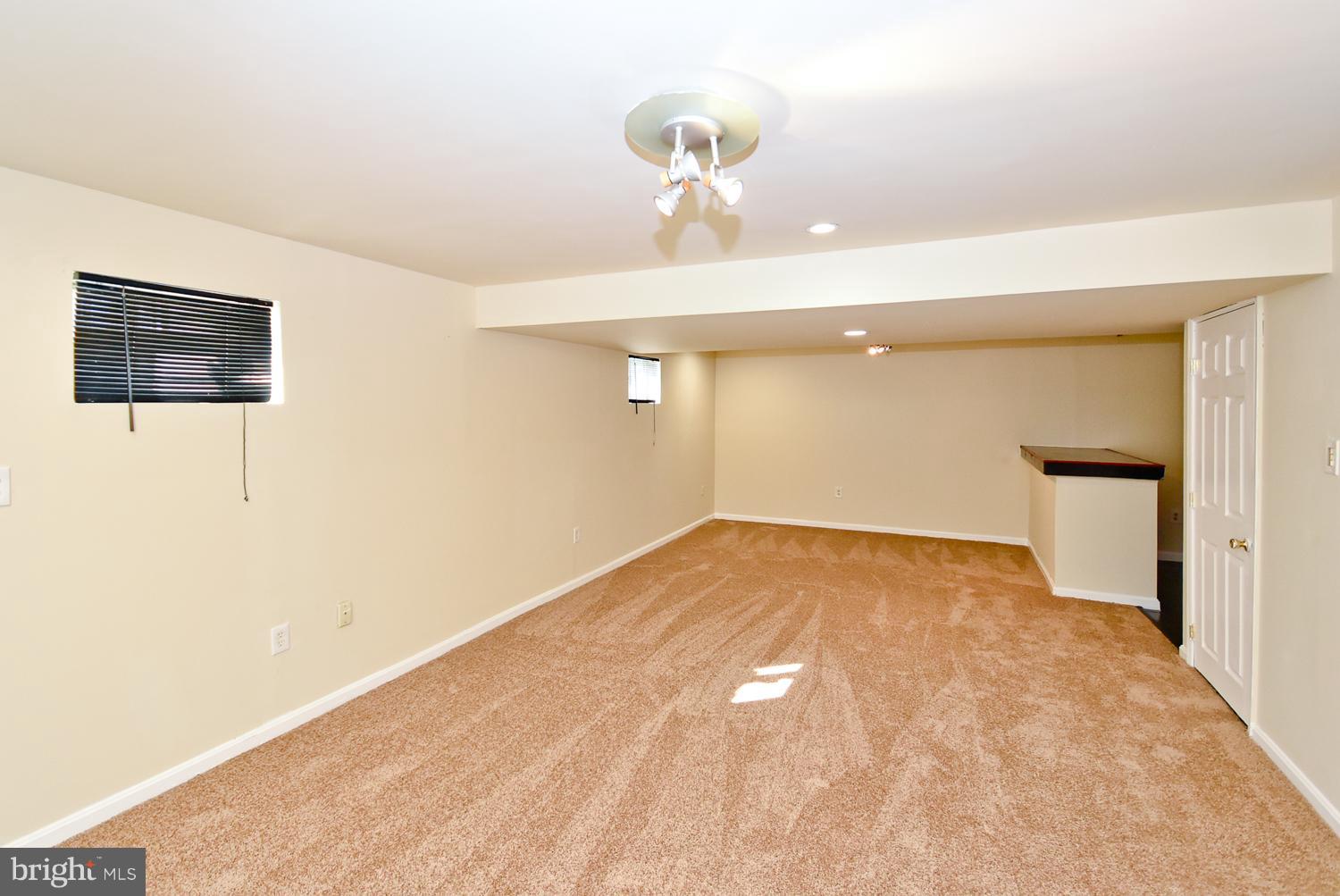 KAY PARK - Residential