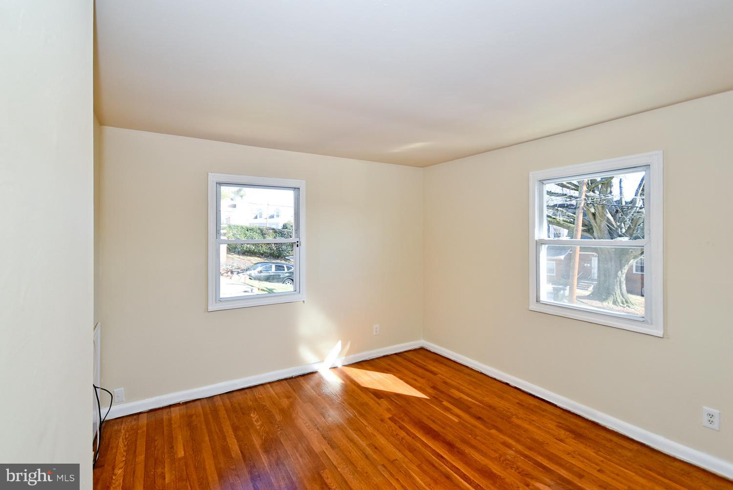 KAY PARK - Residential