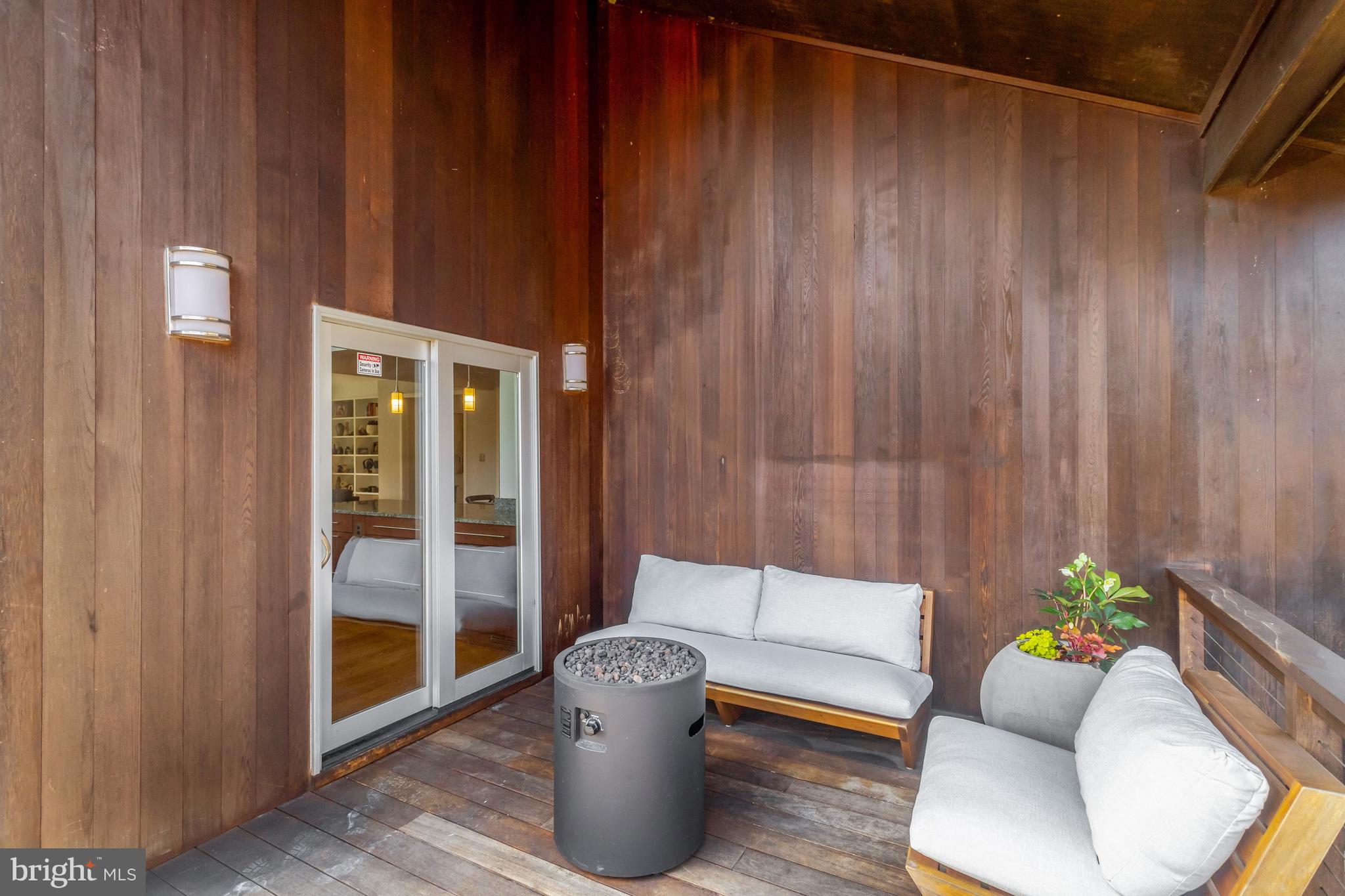 GOLF CLUB MANOR - Residential