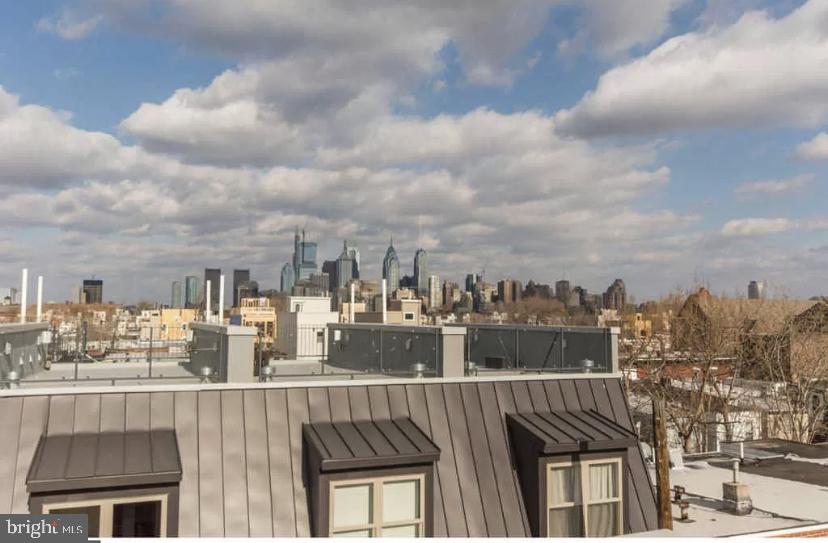 POINT BREEZE - Residential