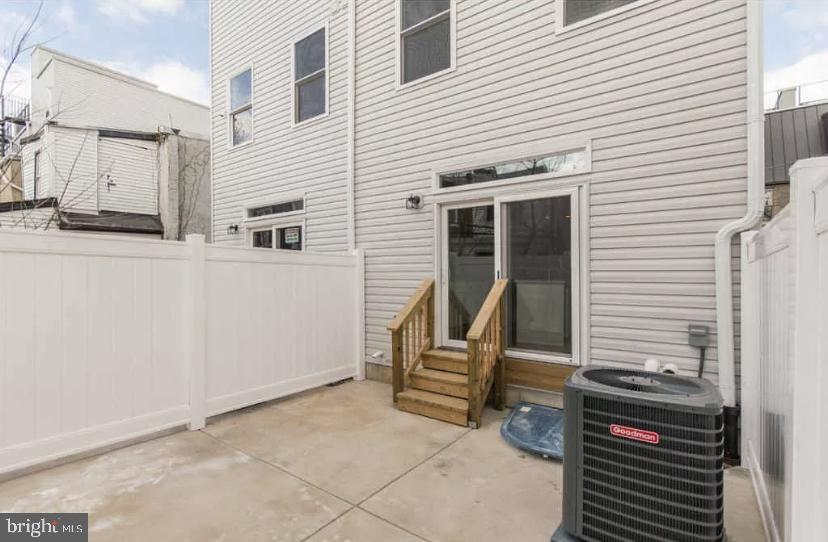 POINT BREEZE - Residential