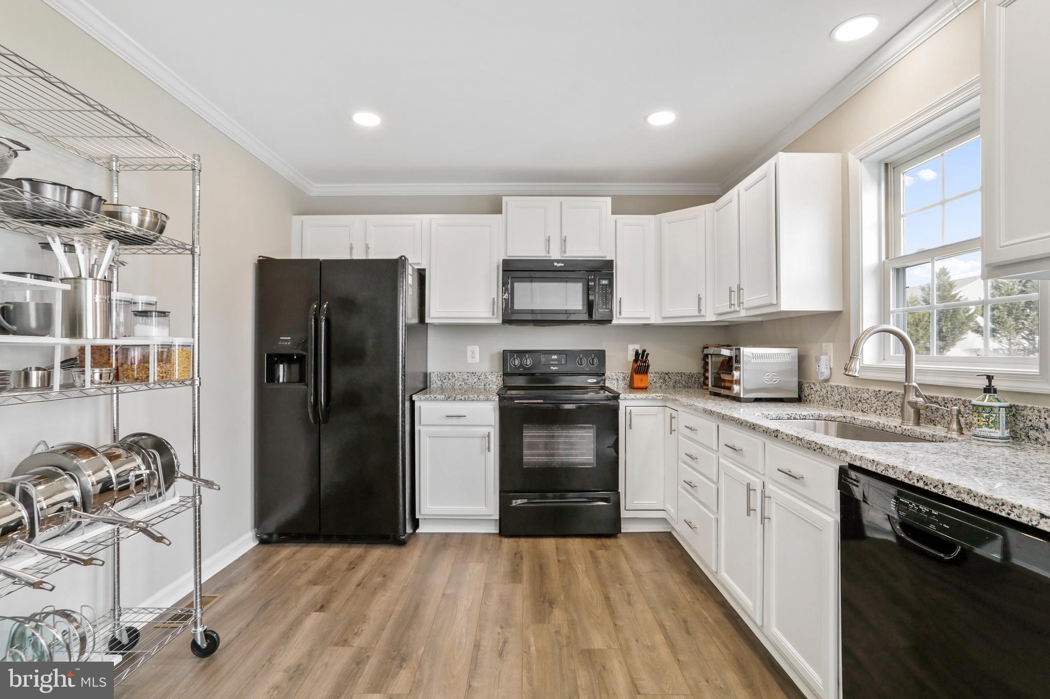 INWOOD MEADOWS - Residential