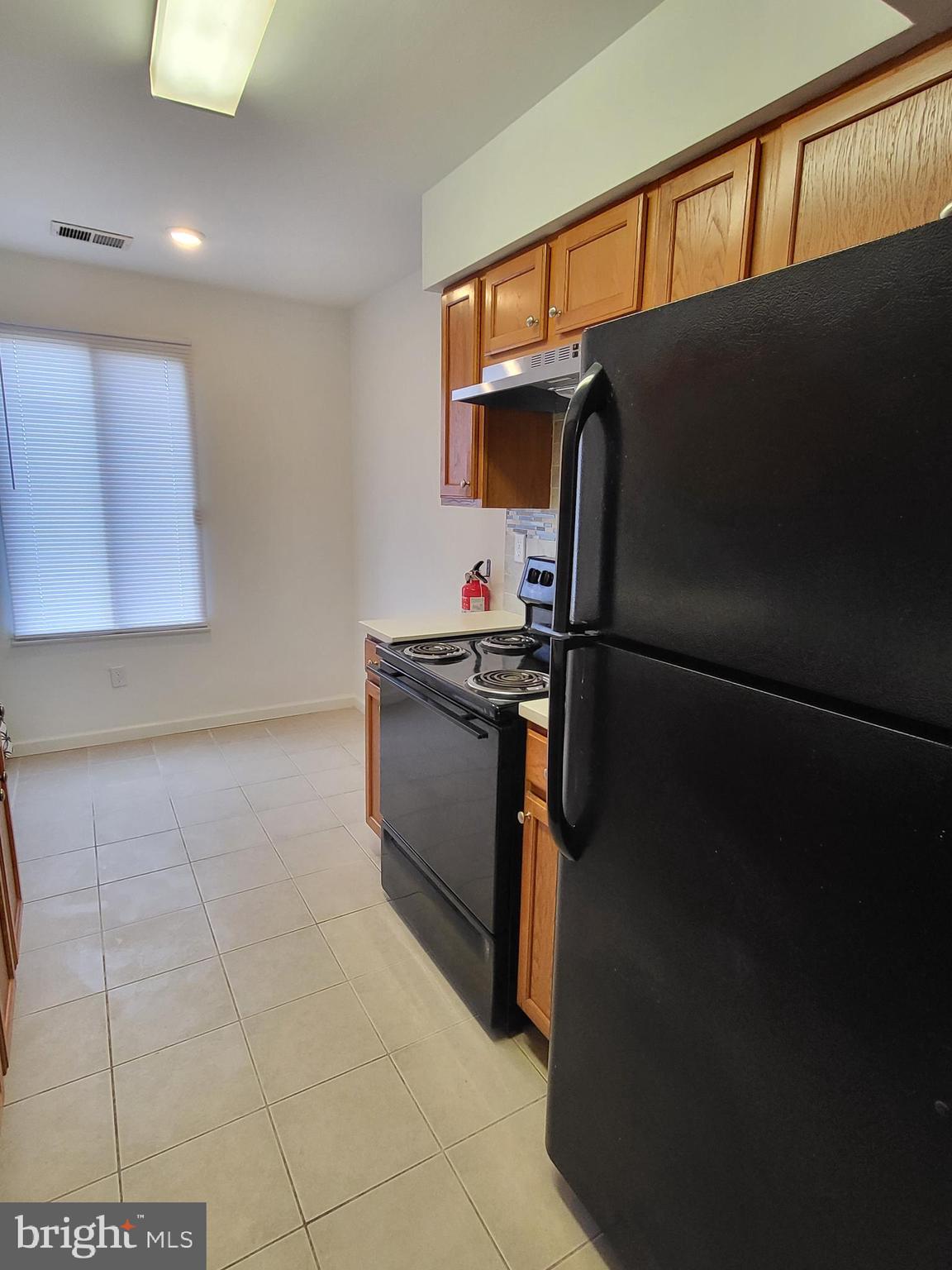 SUN RISE BAY - Residential Lease