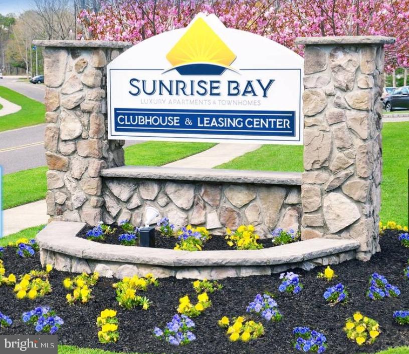 SUN RISE BAY - Residential Lease