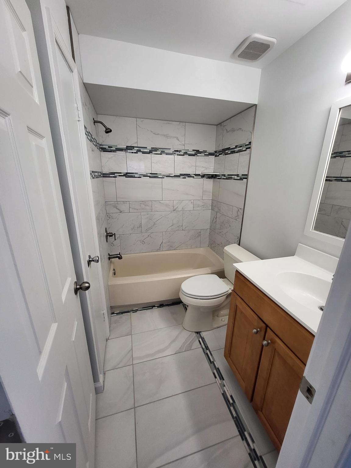 SUN RISE BAY - Residential Lease