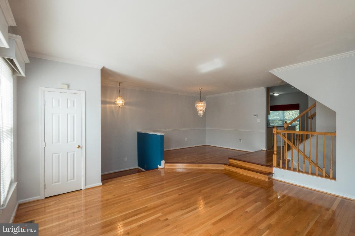 ISLAND CREEK - Residential Lease