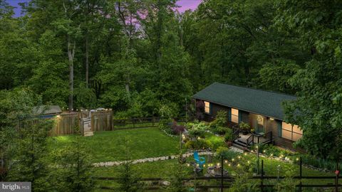 Homes For Sale - 1880 Blue Mountain Road<br/> FRONT ROYAL, VA 22630