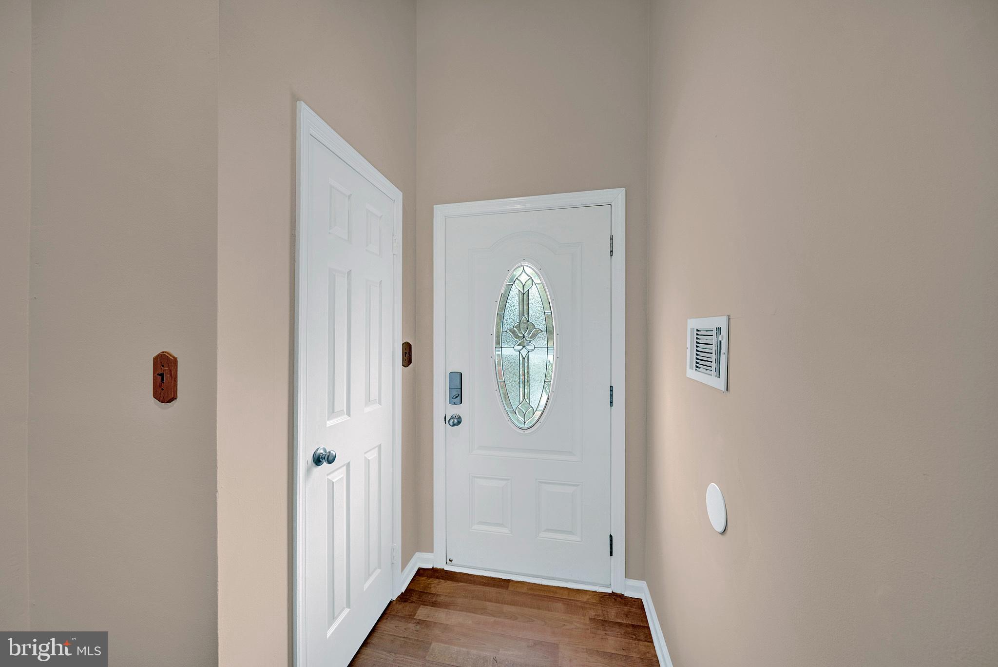 28 FEATHERBED COURT