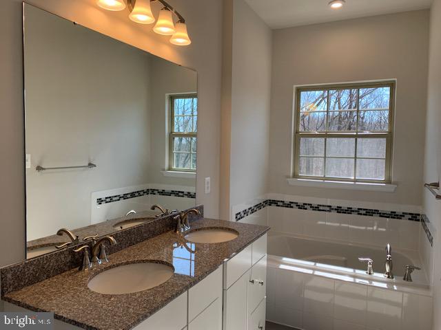 PARKSIDE - Residential Lease