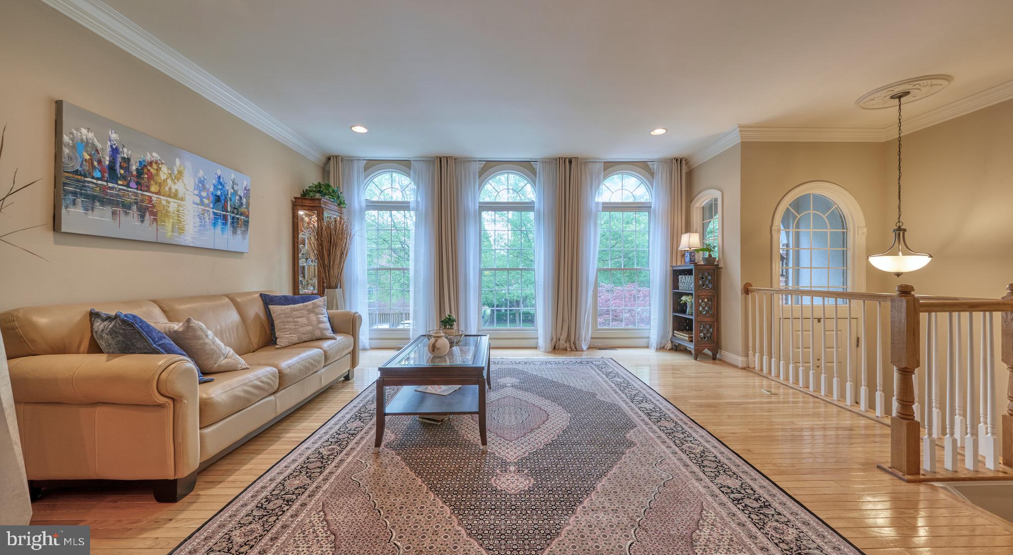 OAK MANOR - Residential