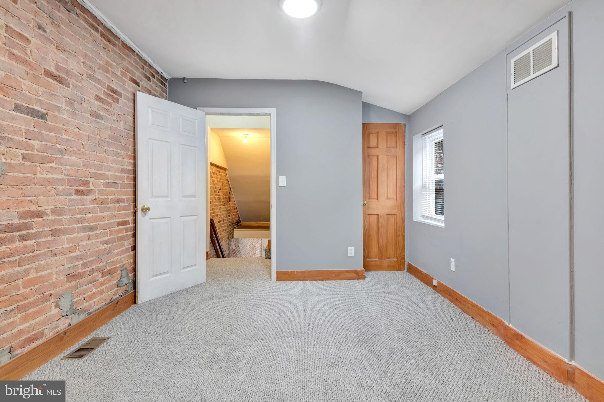 WARD 27 - Residential Lease