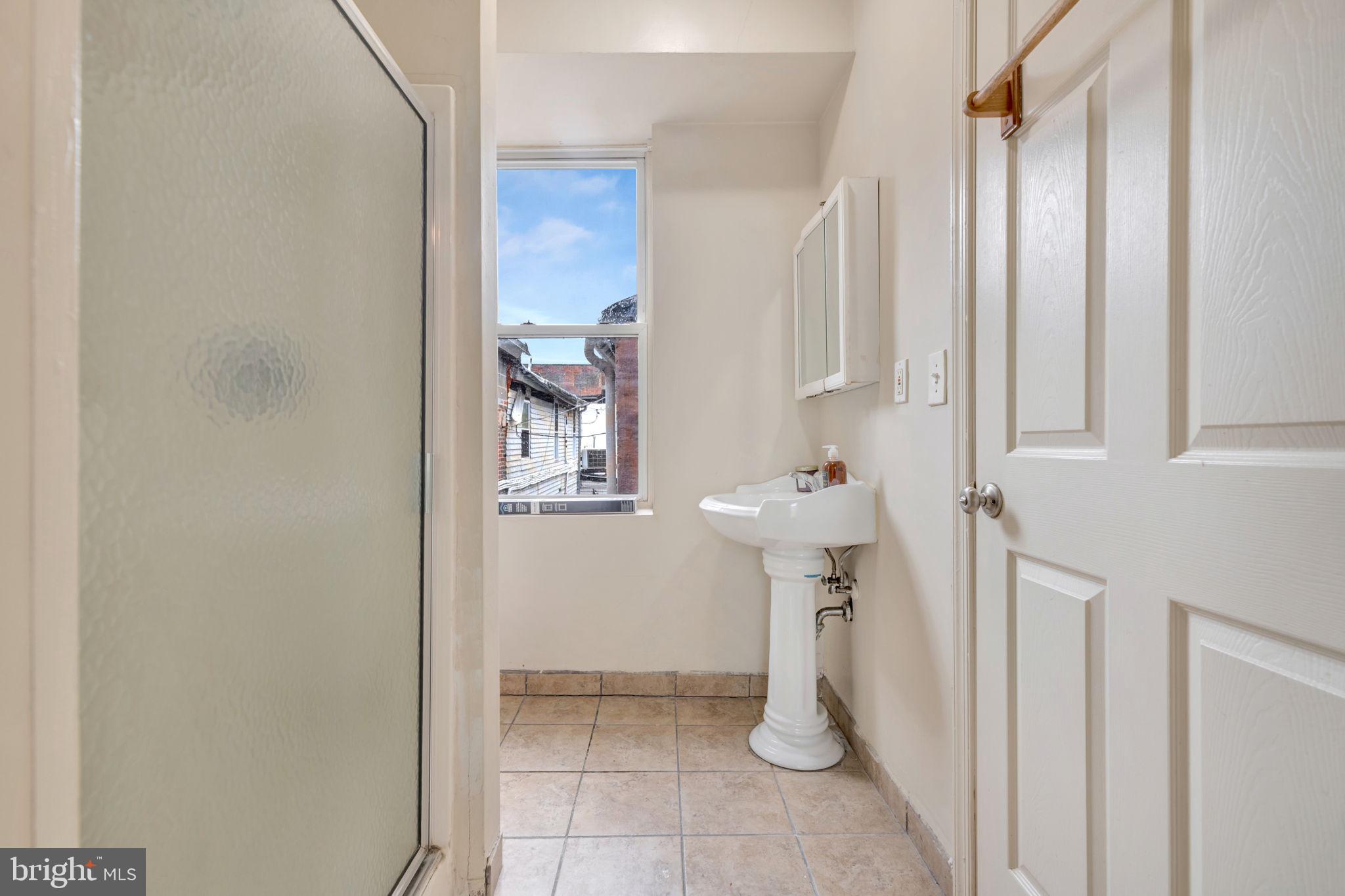 WARD 27 - Residential Lease