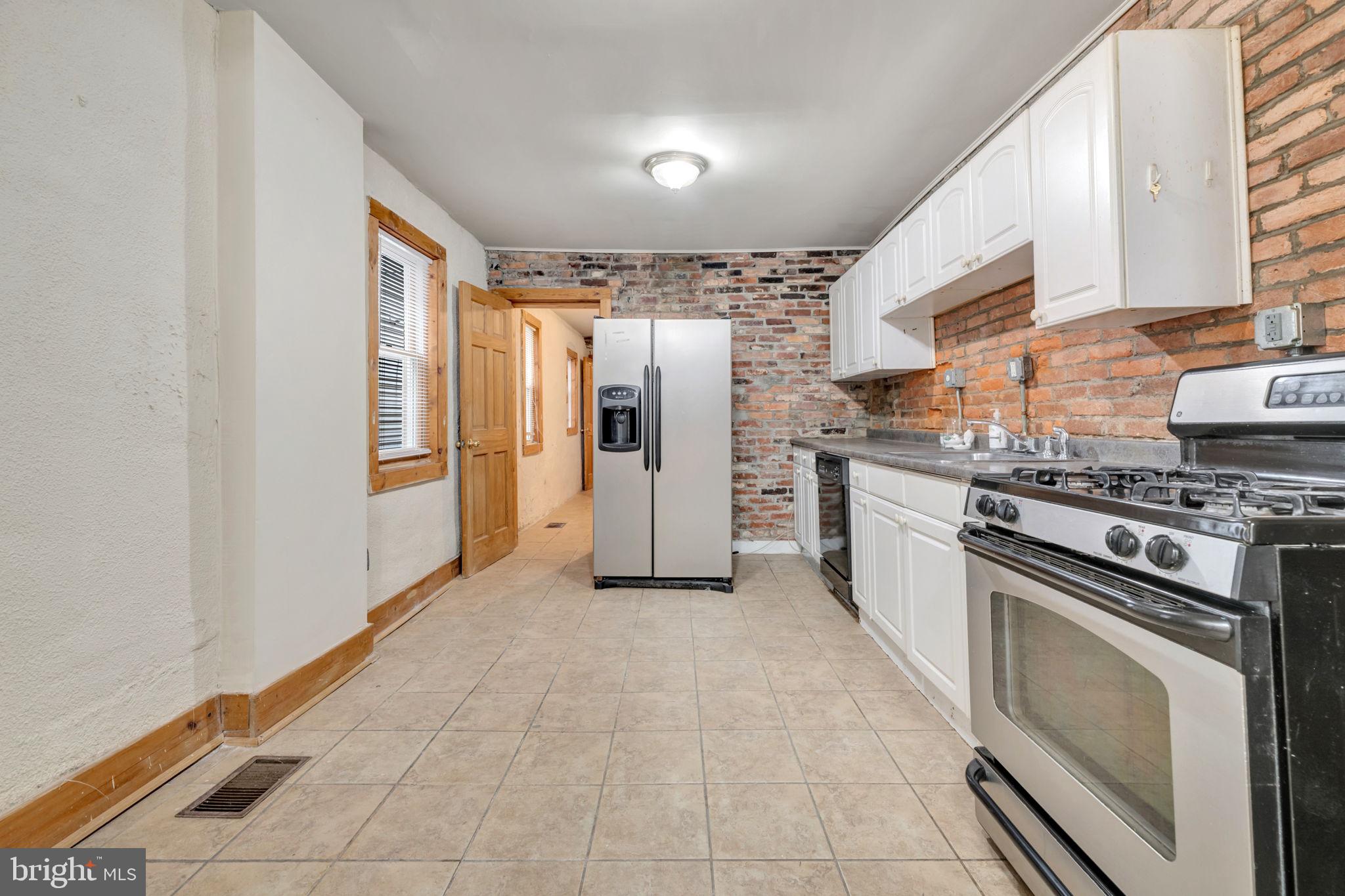 WARD 27 - Residential Lease
