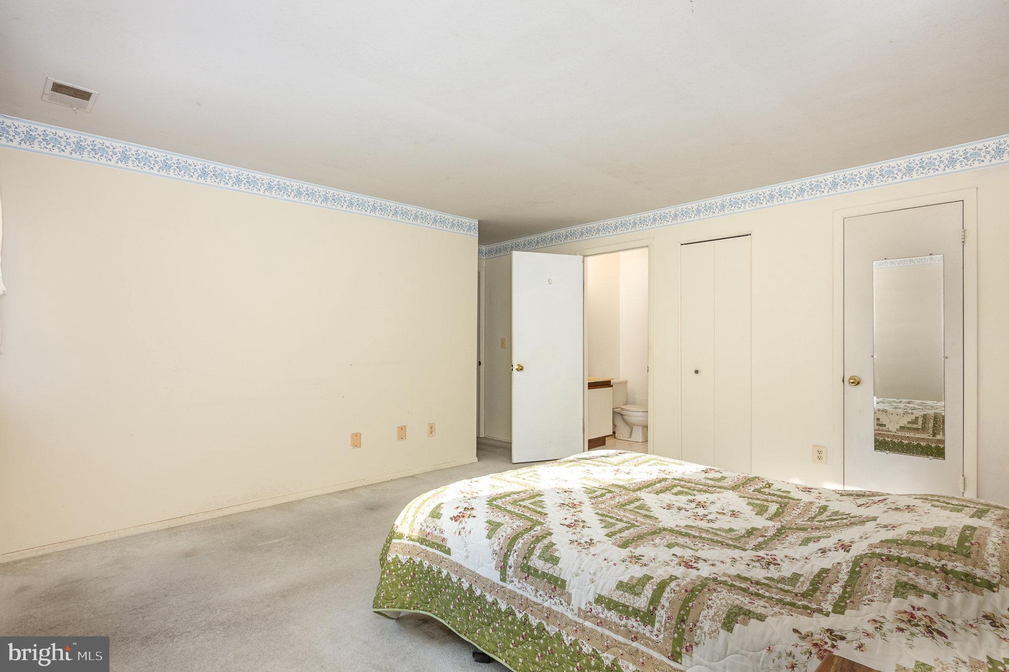 PARTRIDGE KNOLL - Residential