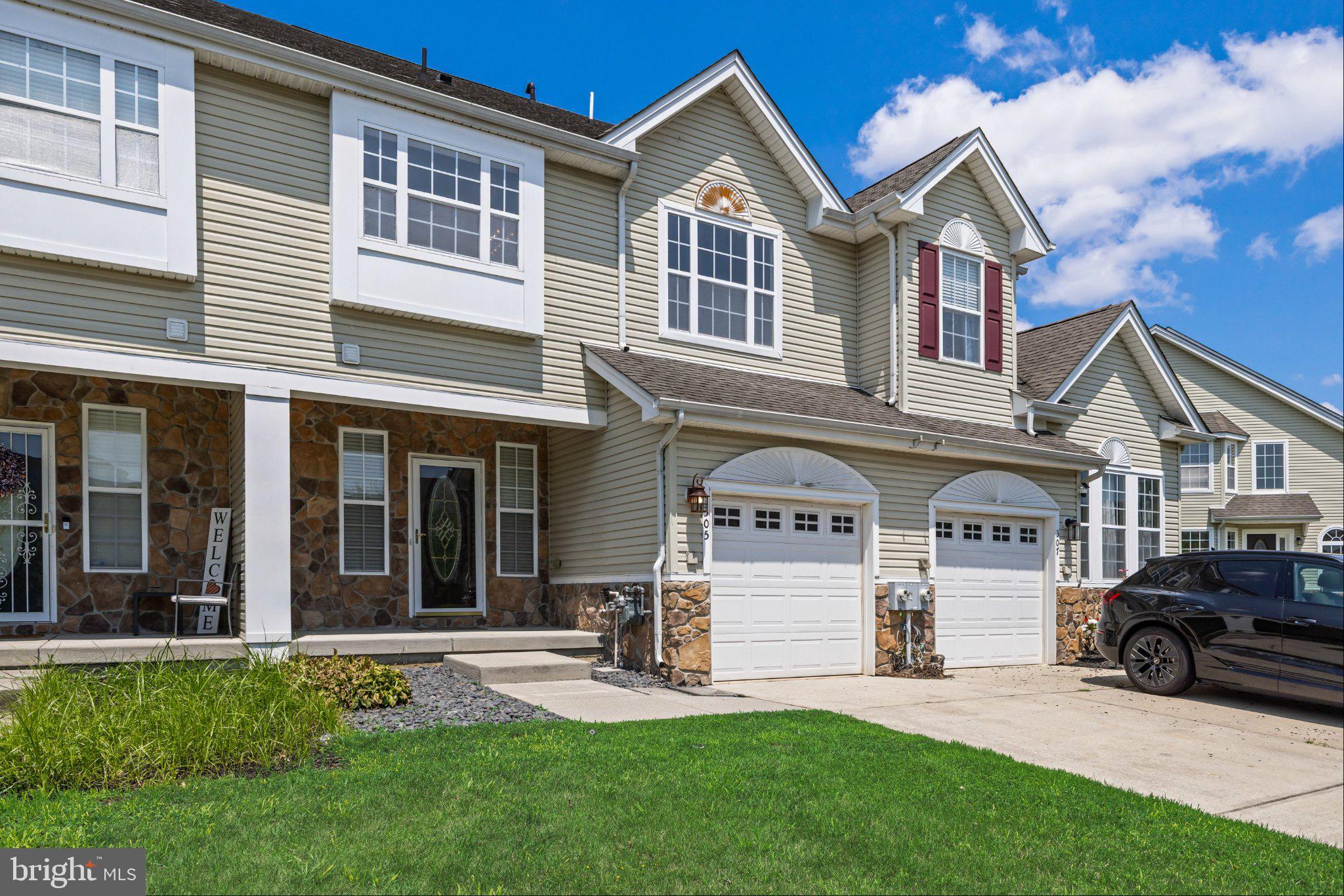 305 KESWICK DRIVE 305