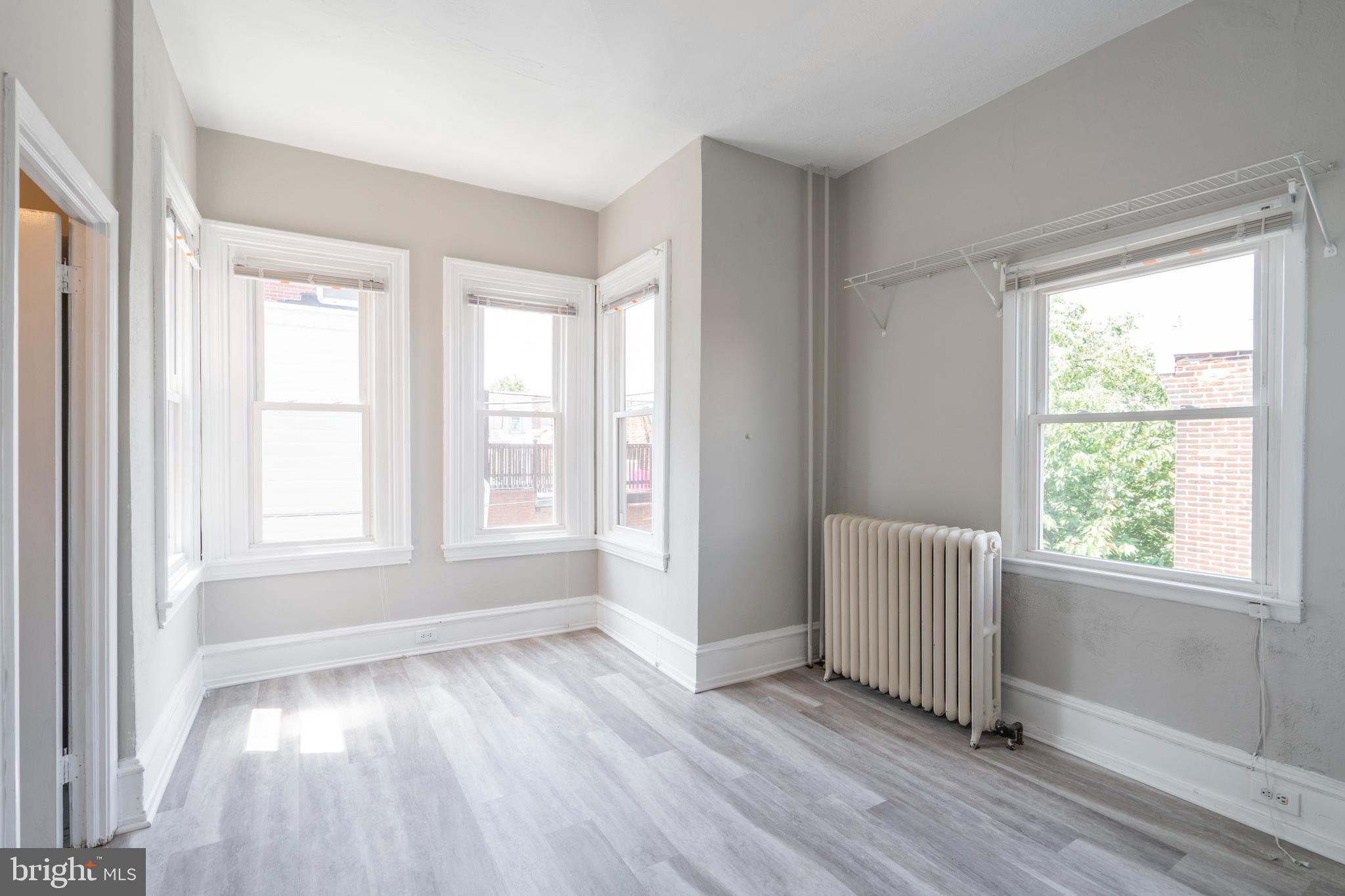 ART MUSEUM AREA - Residential Income