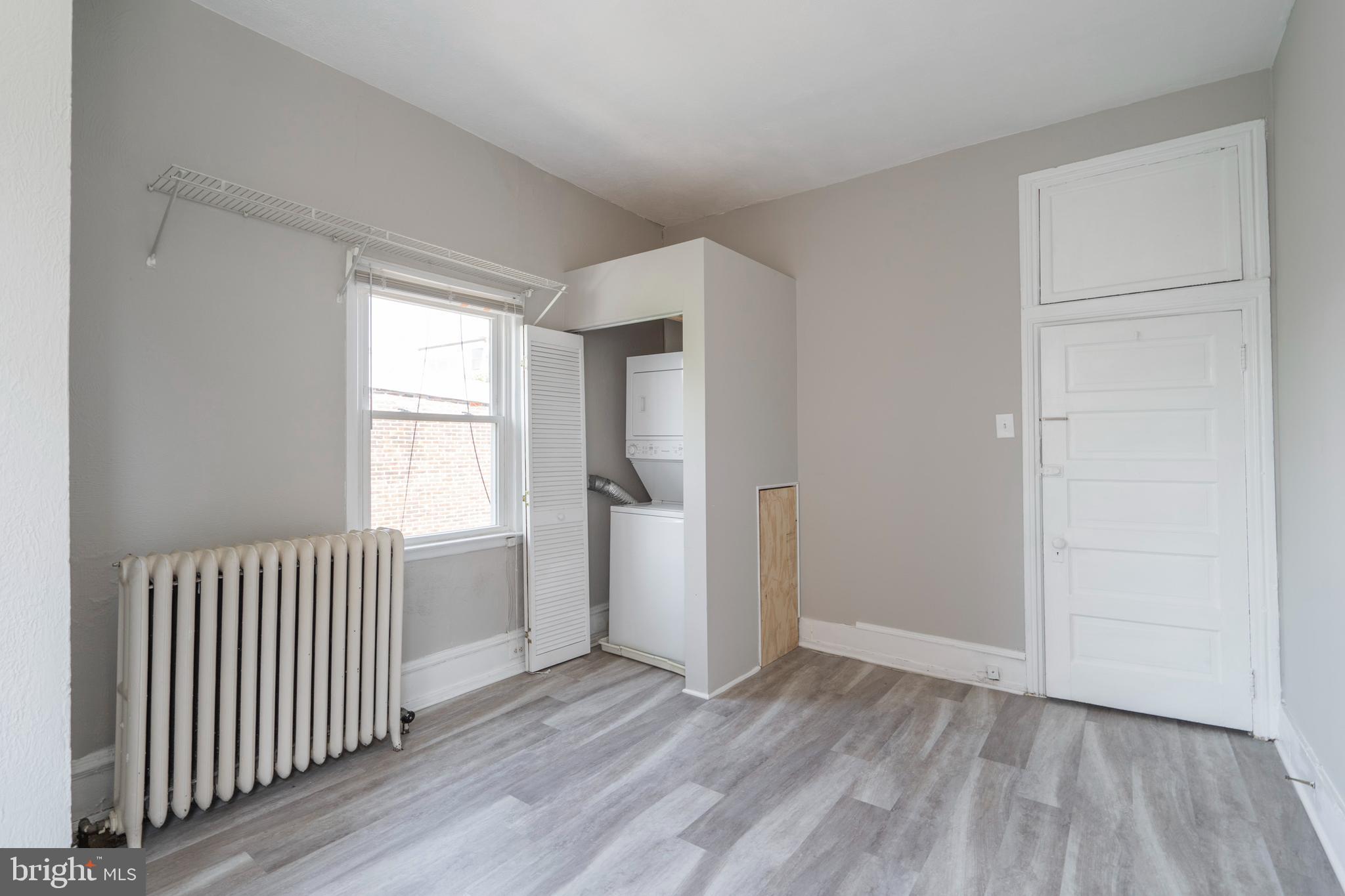 ART MUSEUM AREA - Residential Income