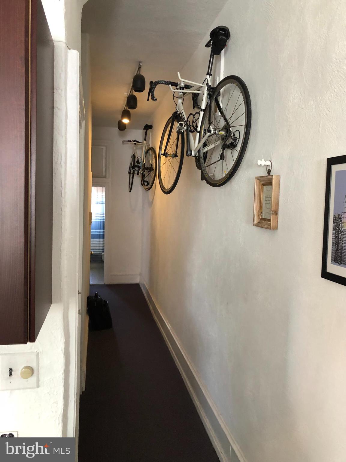 ART MUSEUM AREA - Residential Income