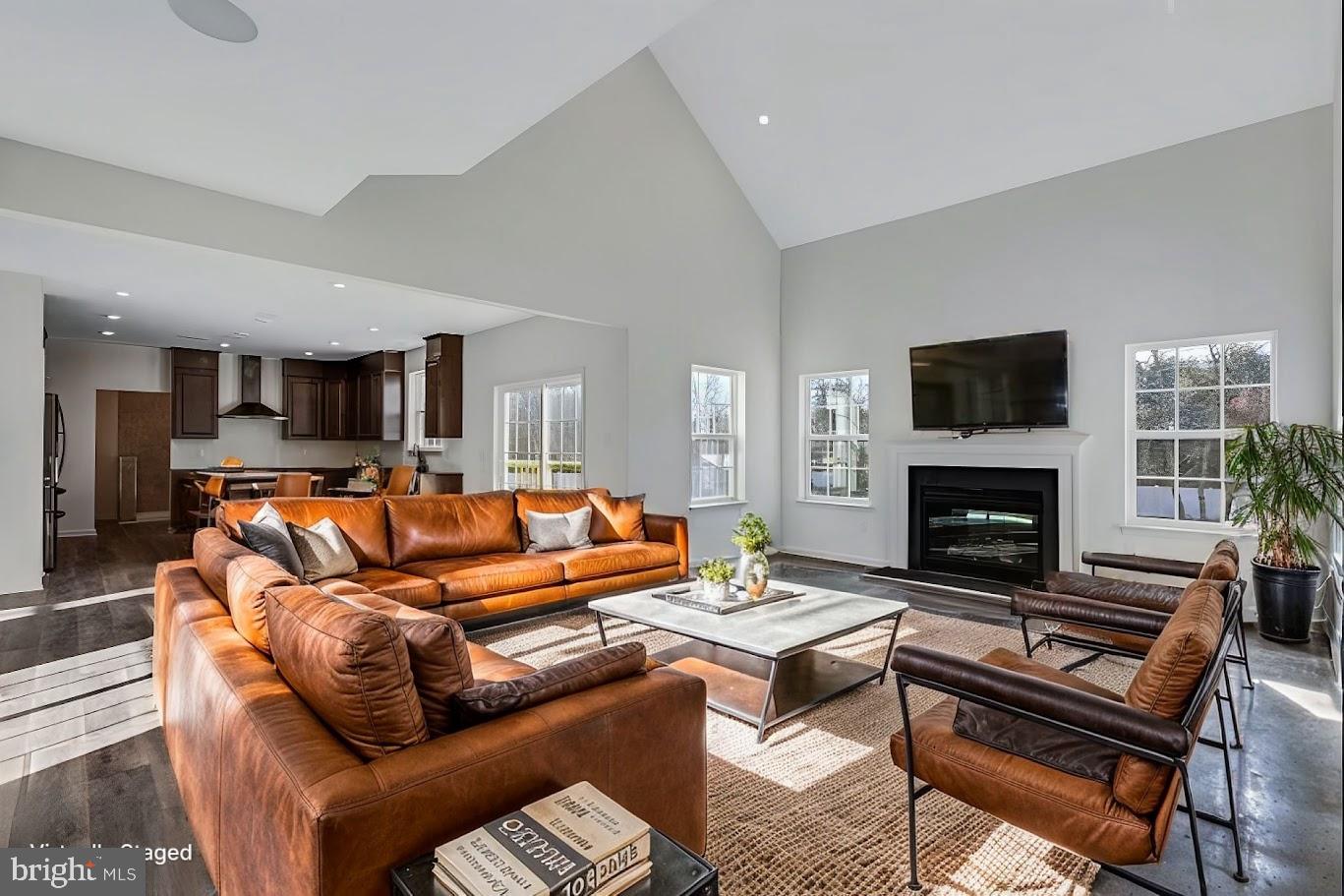 FULTON HILLS - Residential