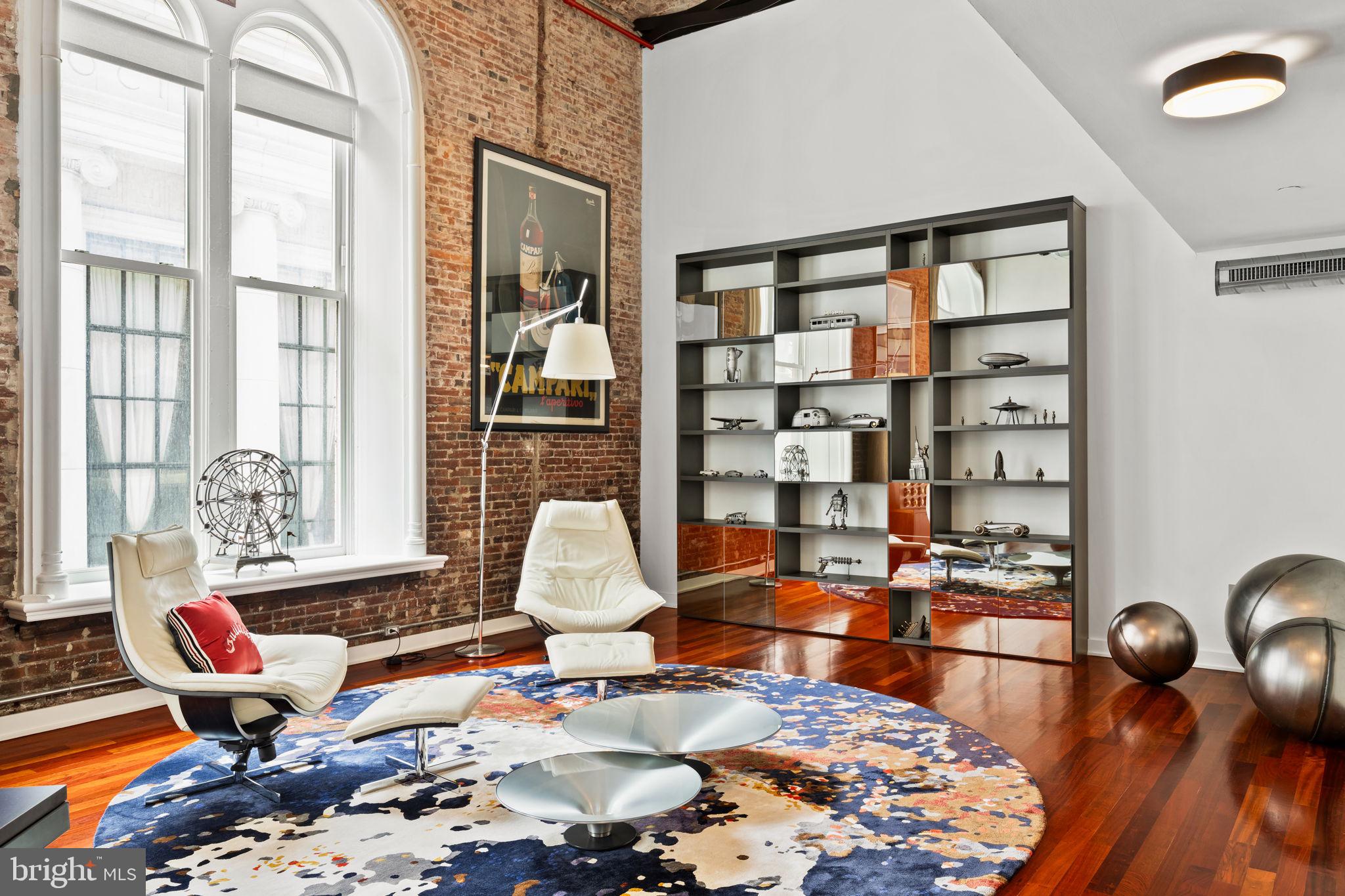 WASHINGTON SQ WEST - Residential