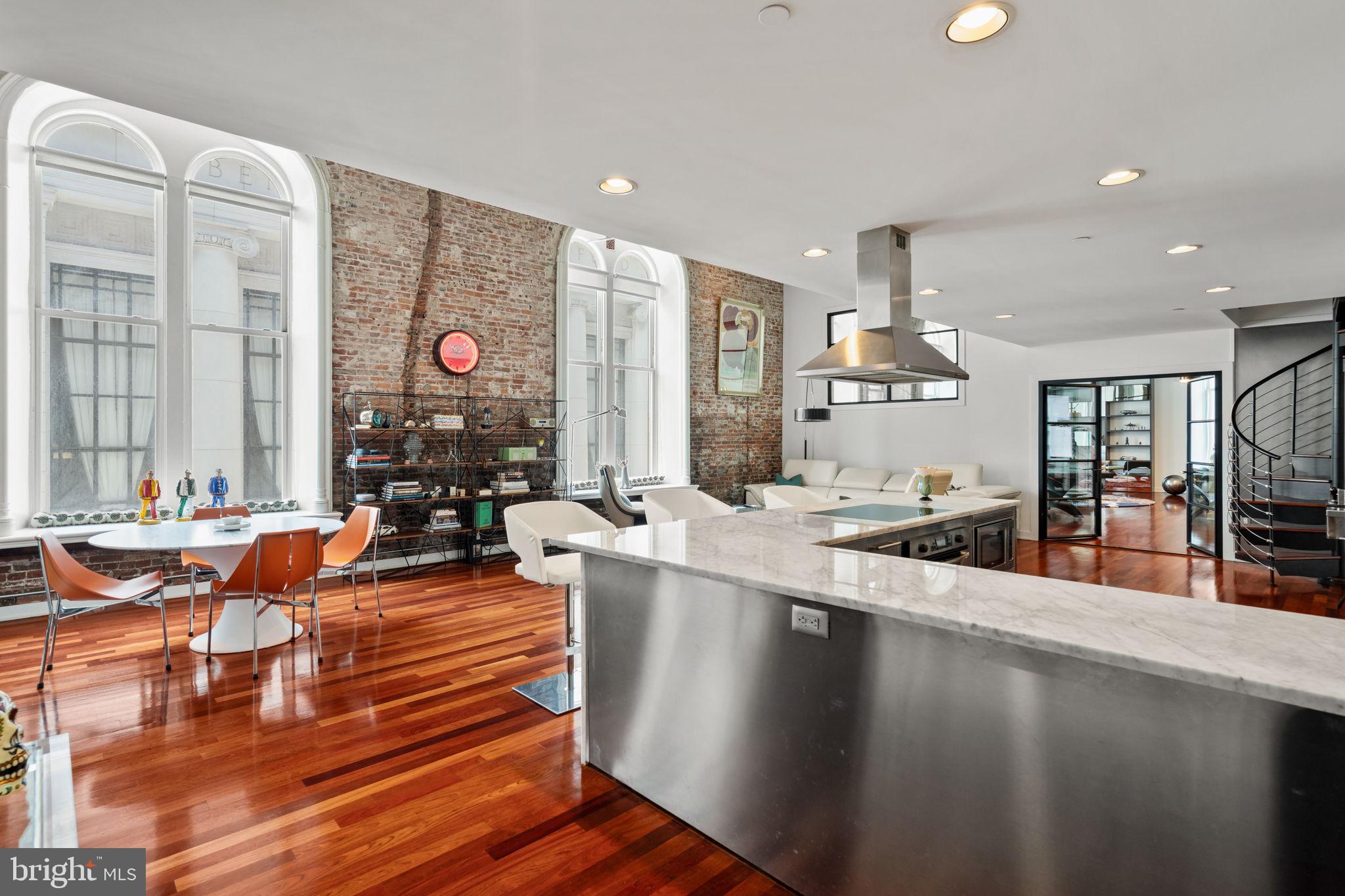 WASHINGTON SQ WEST - Residential