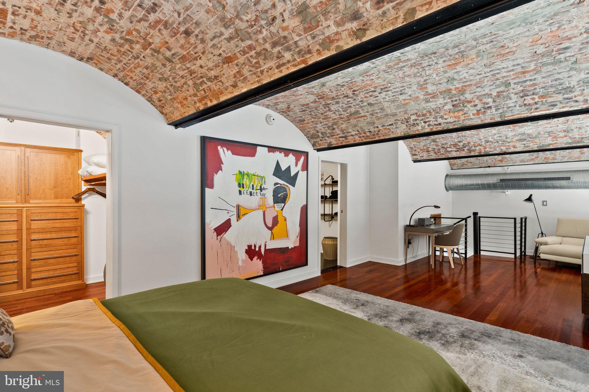 WASHINGTON SQ WEST - Residential