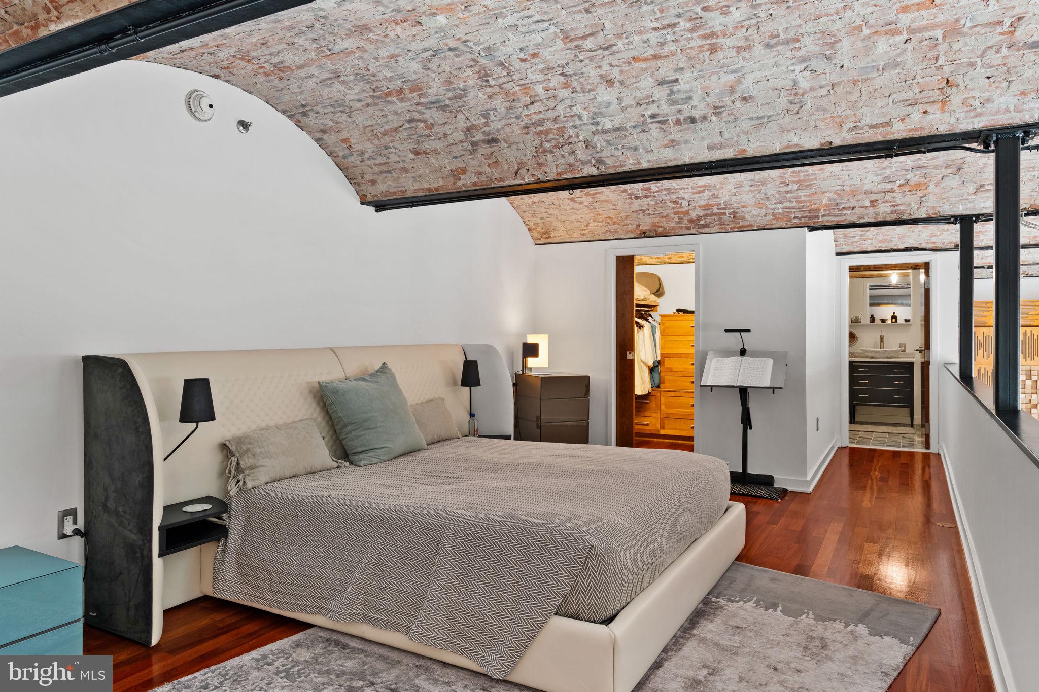 WASHINGTON SQ WEST - Residential