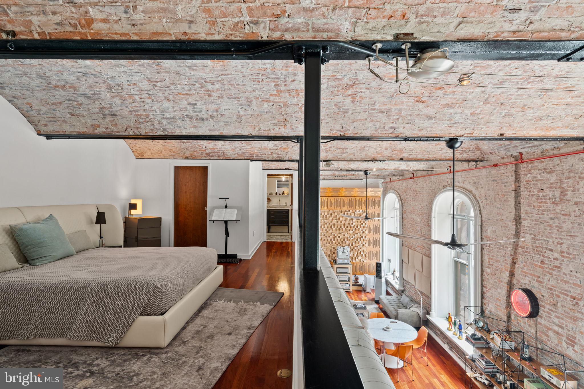 WASHINGTON SQ WEST - Residential