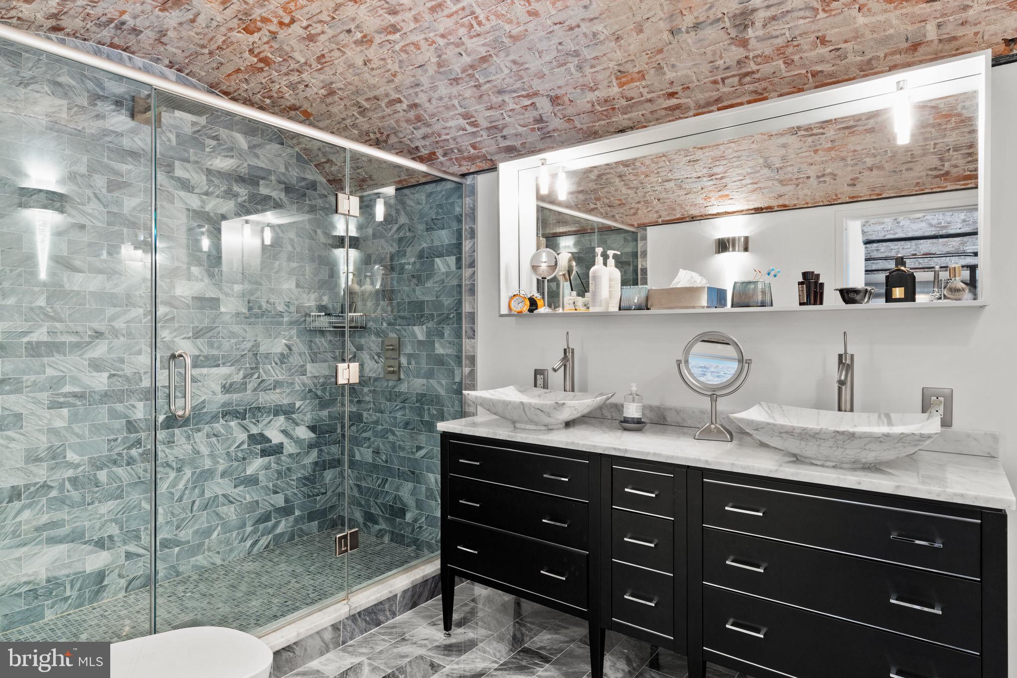 WASHINGTON SQ WEST - Residential