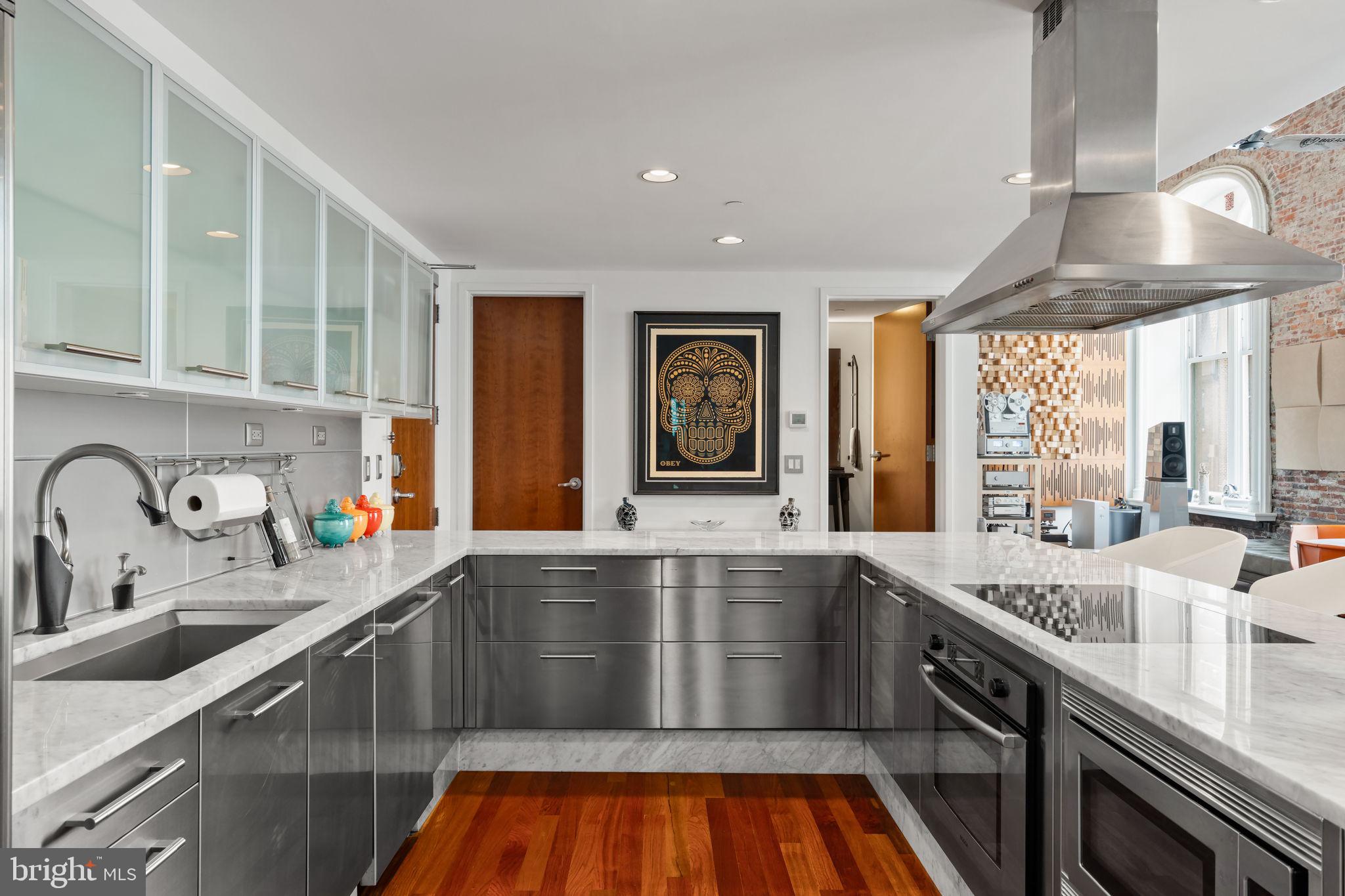 WASHINGTON SQ WEST - Residential